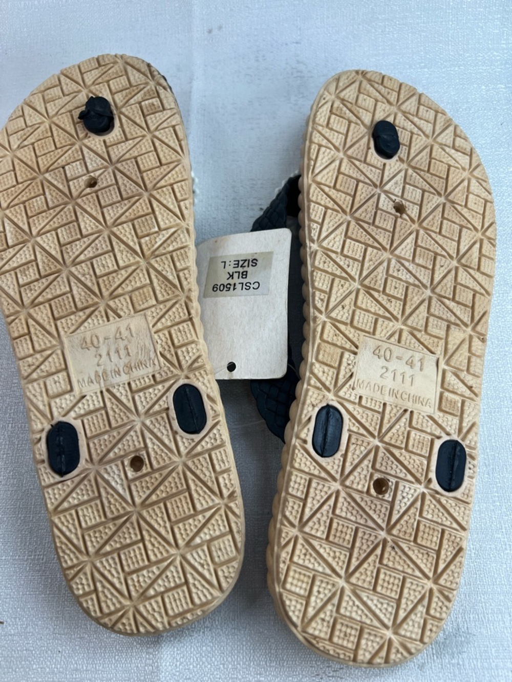 Fadivo New York, thong sandals, Perfect for beach pool or the lake - Picture 4 of 4
